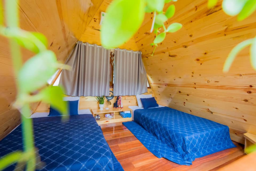 Where to stay in Halong bay Vietnam? Gadt Travel