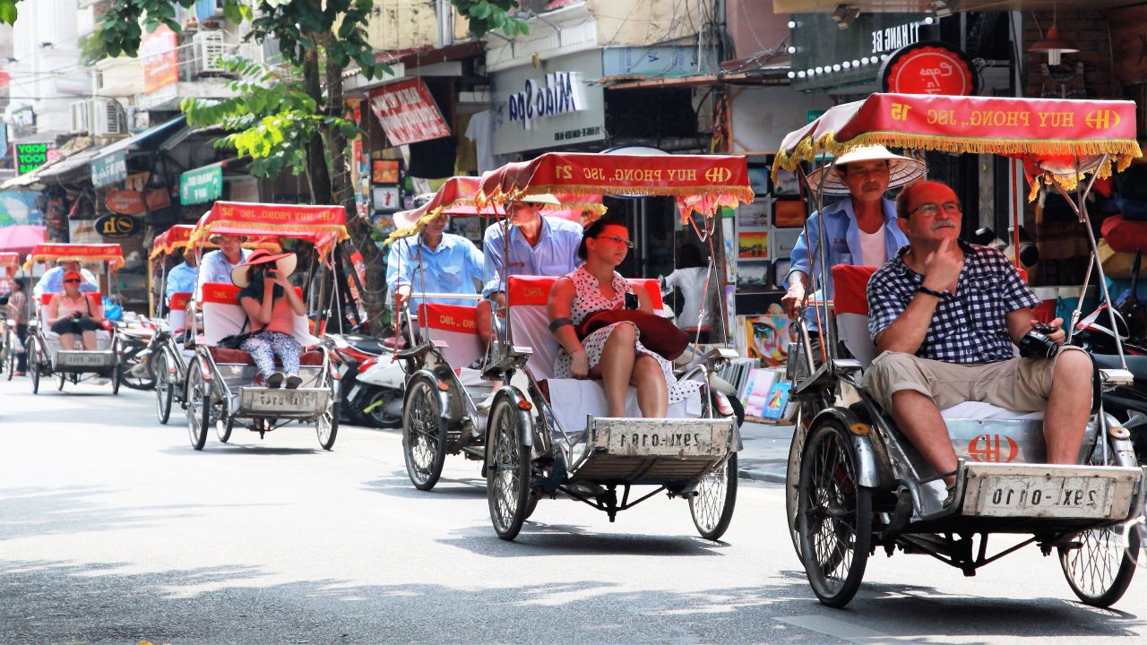 cyclo tour hanoi