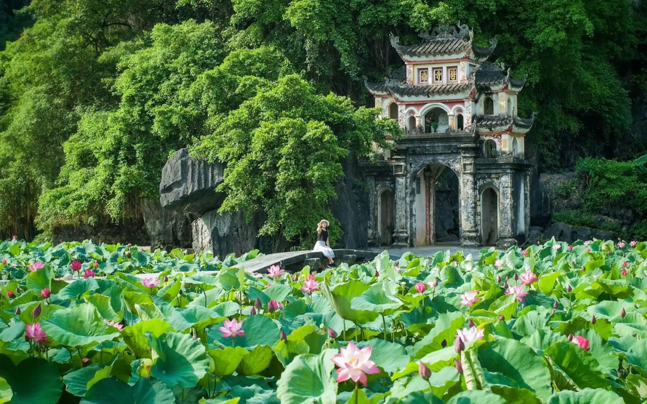 ninh binh tourist places