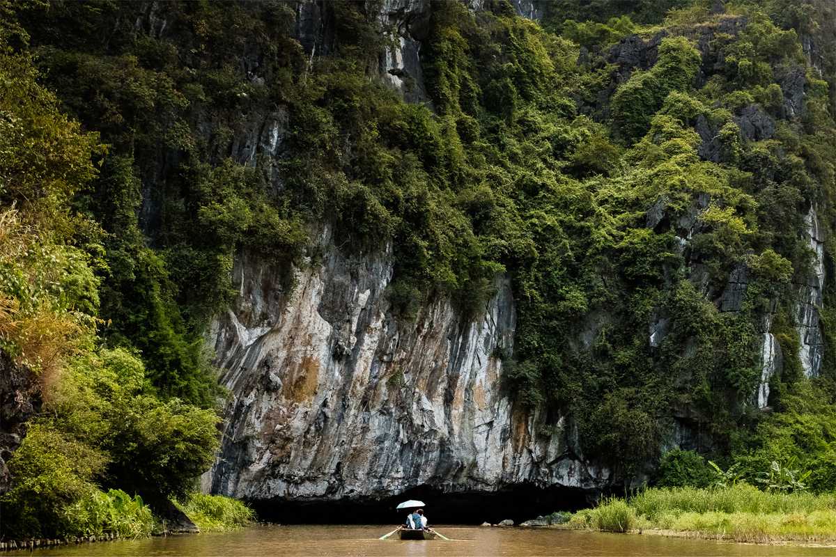 ninh binh tourist places